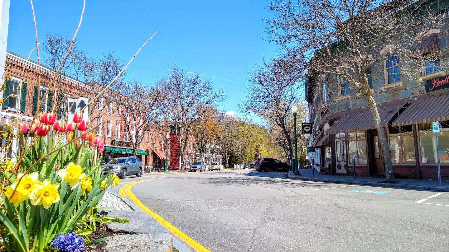 Spring shopping on Elm Street