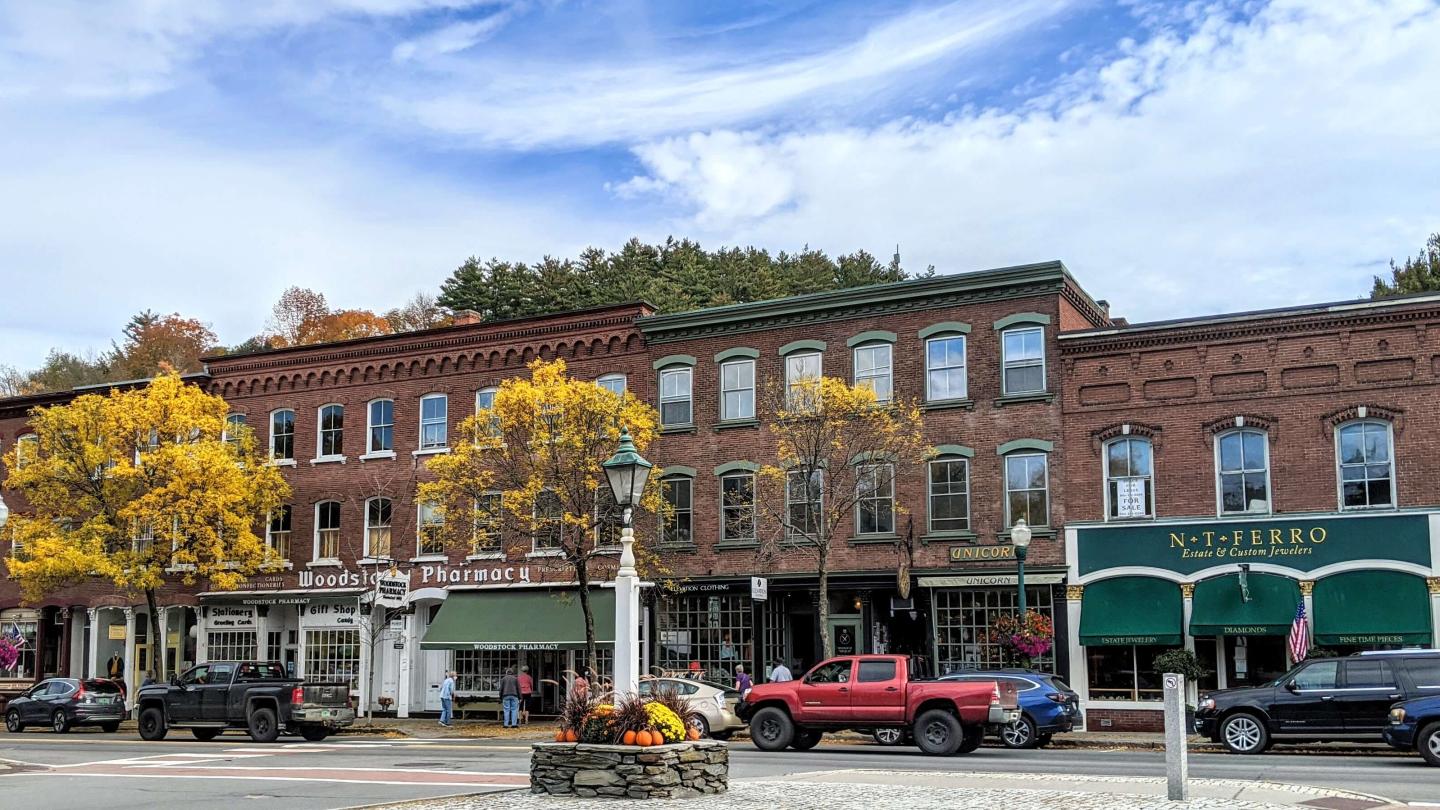 Move Here | Woodstock VT