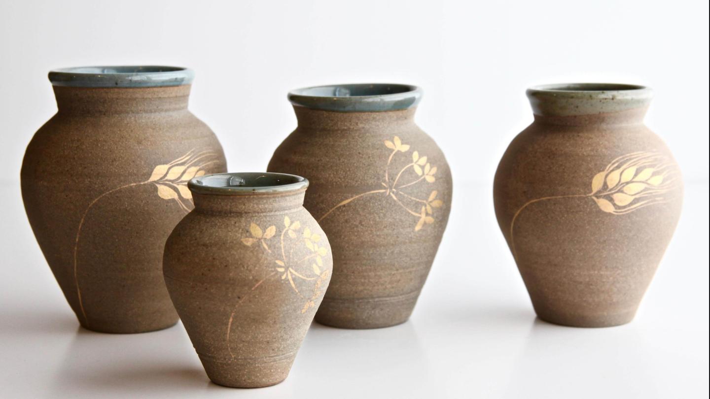 Miranda Thomas Pottery ShackletonThomas