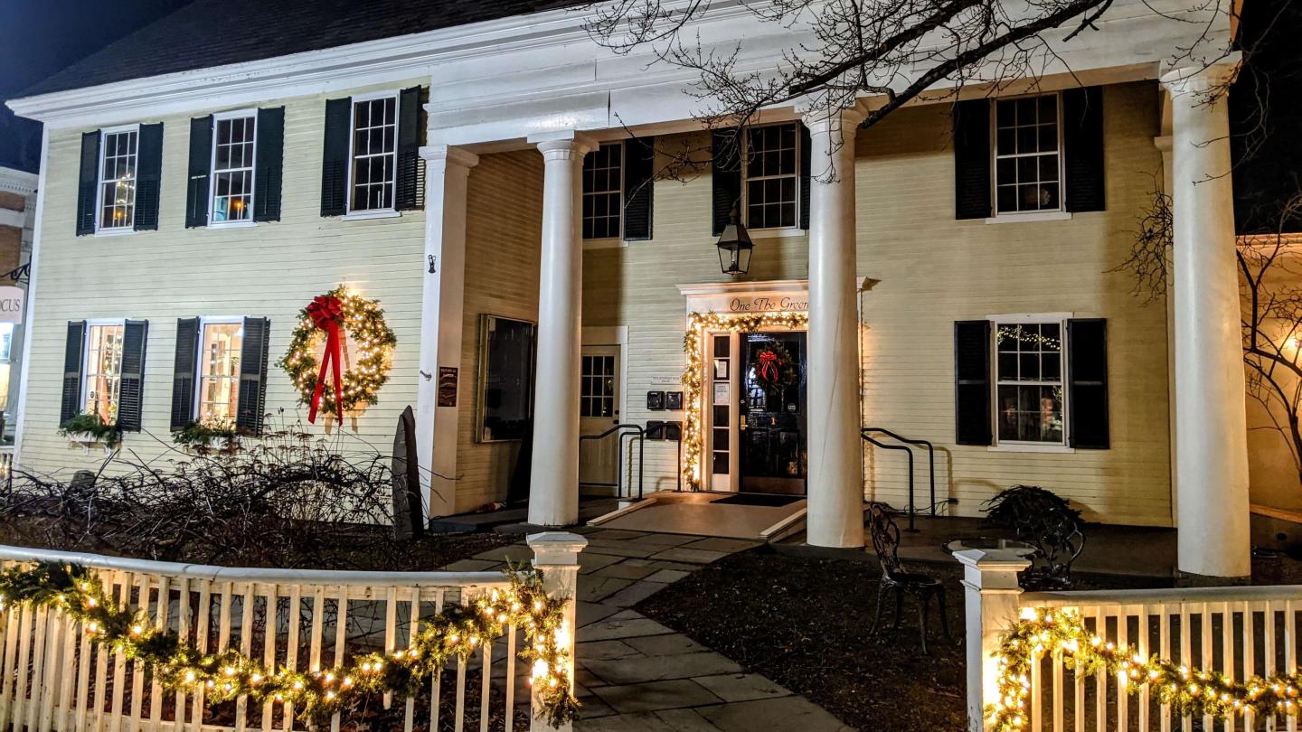 Focus Vermont Gallery holiday decor