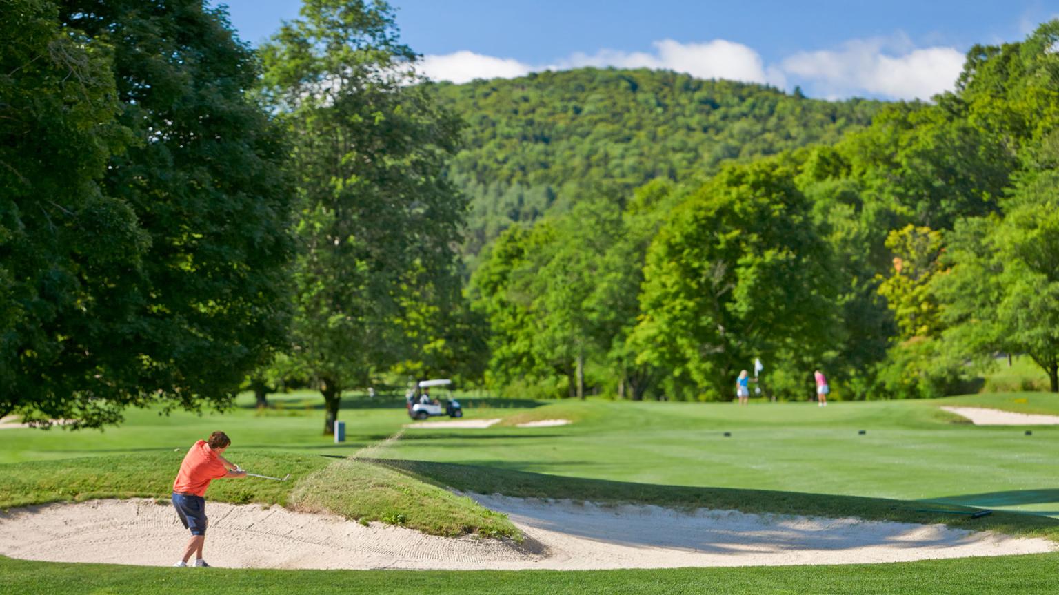 Golf Course Roundup Woodstock VT