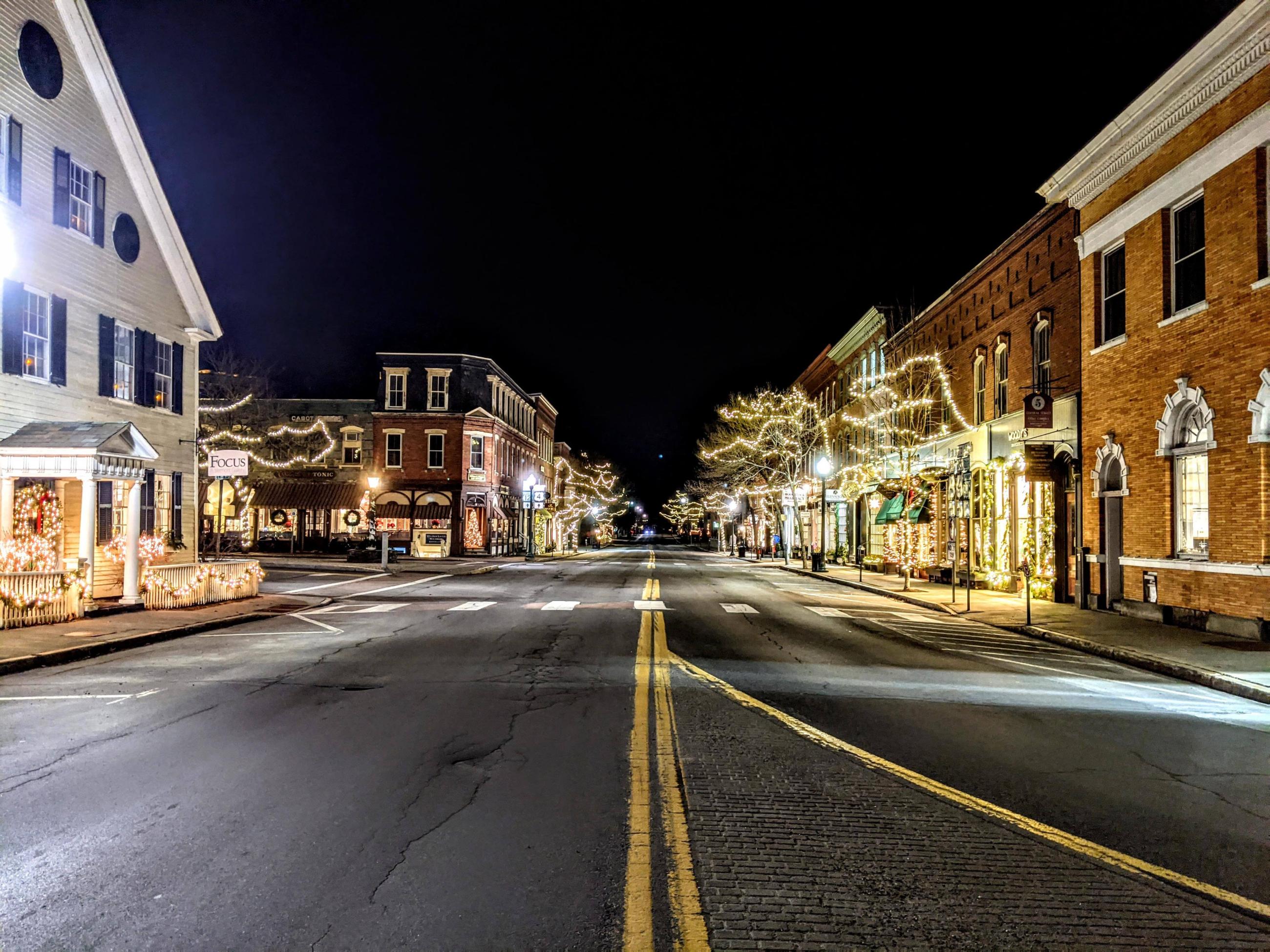 Visual tour: A magical light display in Woodstock | Woodstock VT